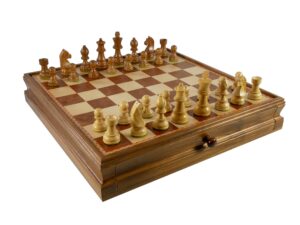 15″ Walnut/Maple Veneer Chess – 3″ Unweighted Chessman – 15.5″ X 15.5″ X 3